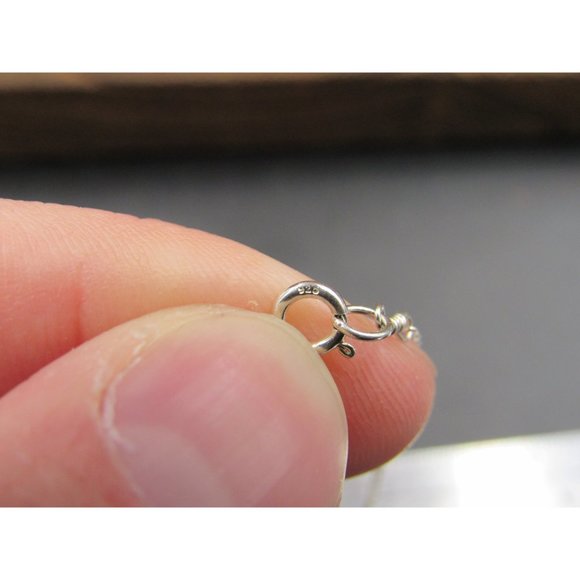 18 Inch Sterling Silver Cute Tiny Butterfly Necklace - Picture 4 of 6